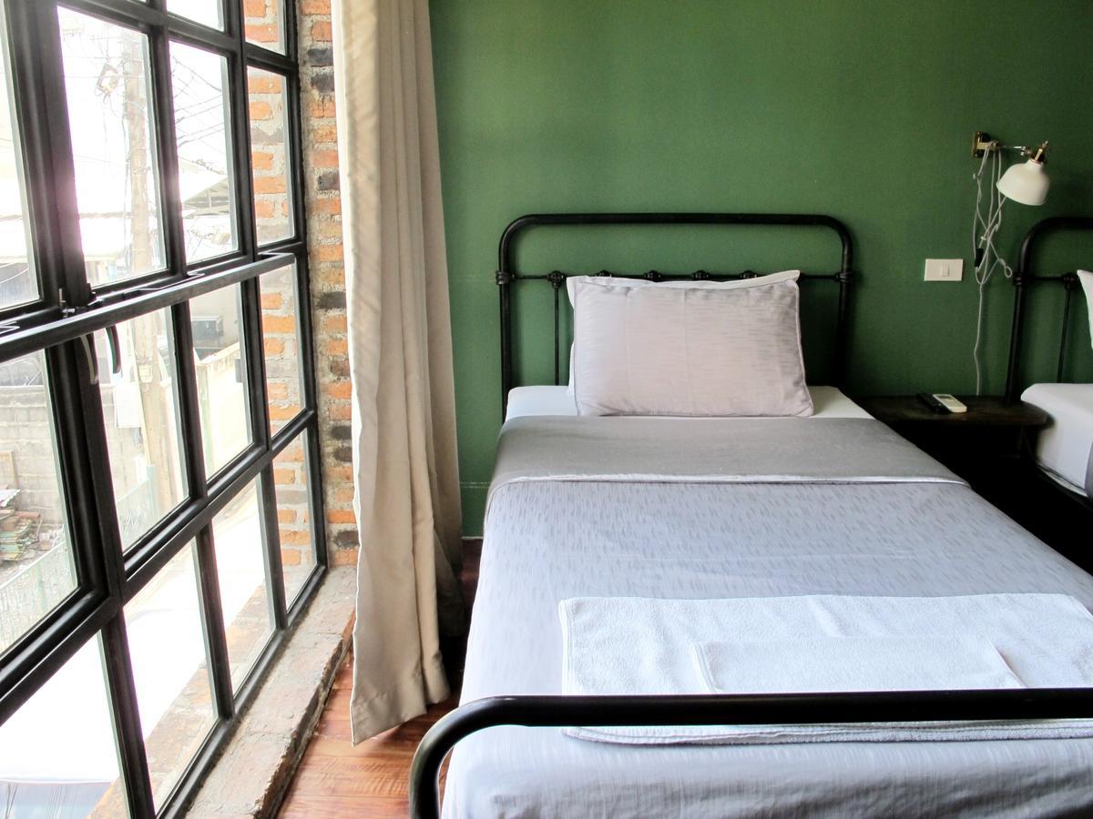 Bed and Breakfast J No.14 Bangkok Esterno foto